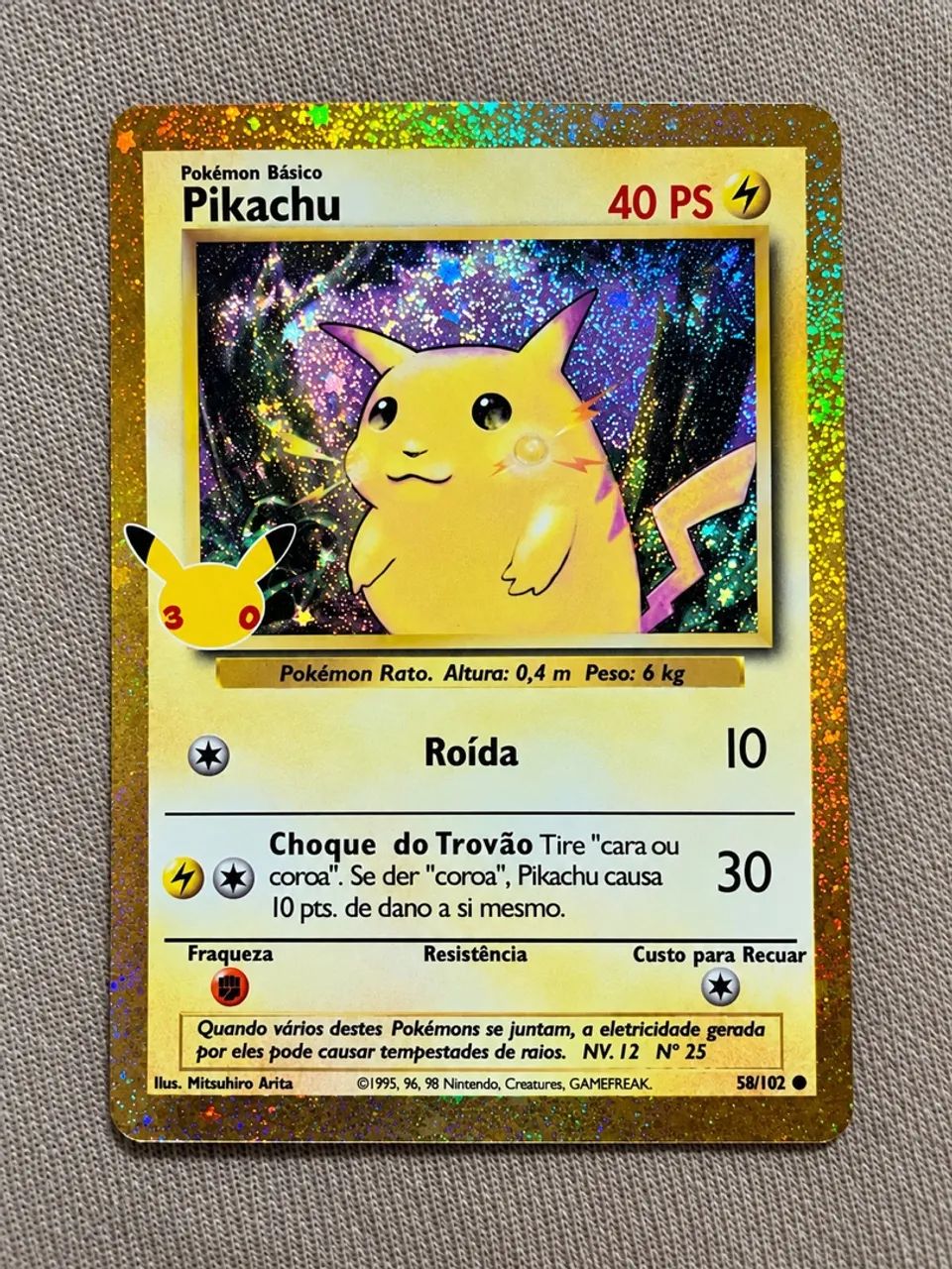 Carta Pokémon Pikachu 