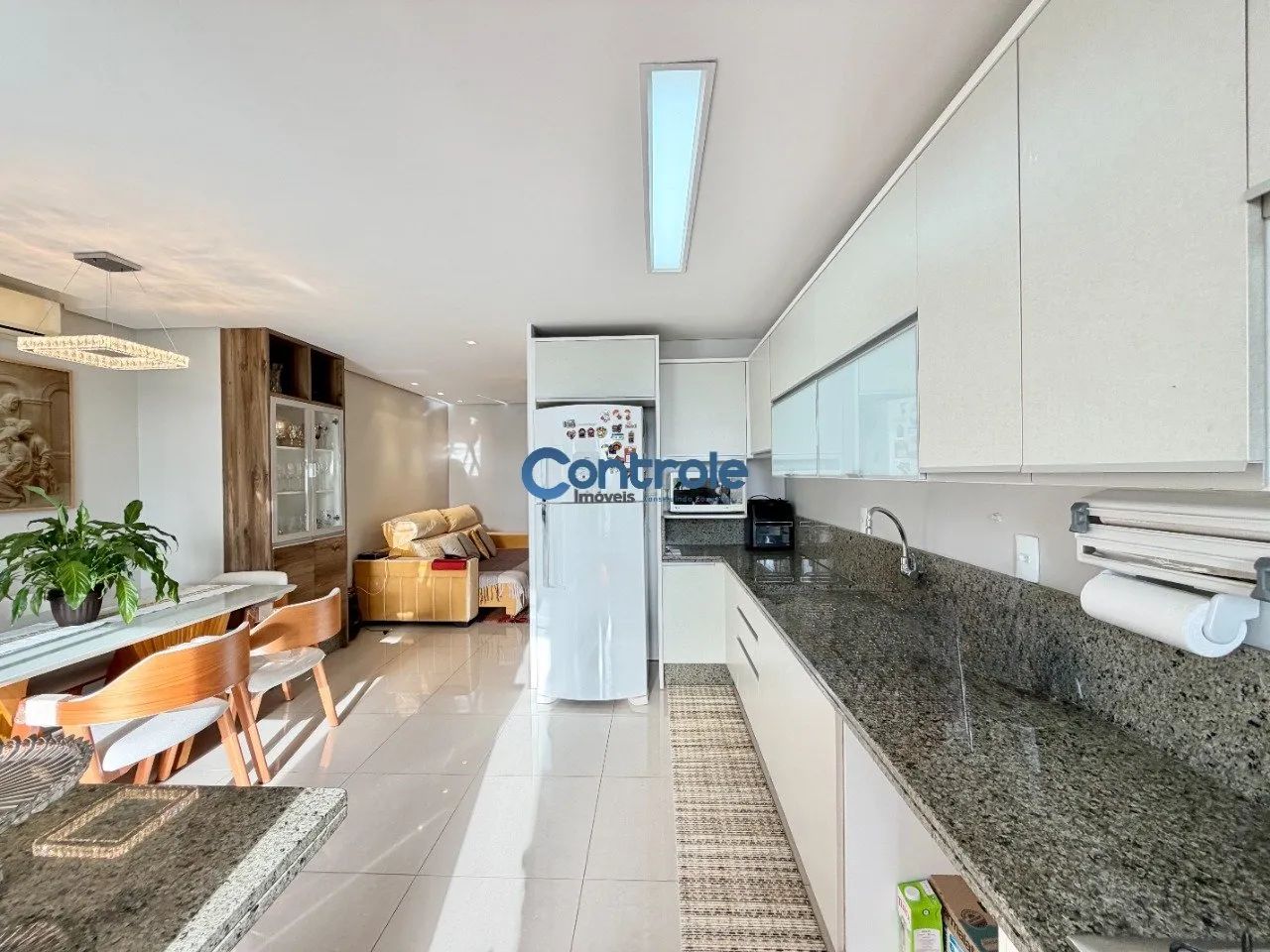 Apartamento com 03 dormitórios em Capoeiras, Florianópolis/SC! - Foto 4