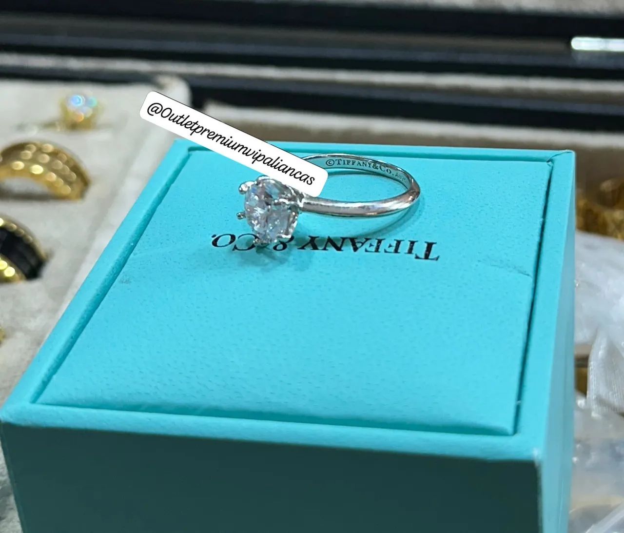 Anel solitário tiffany & co. 2 carat  - Foto 2