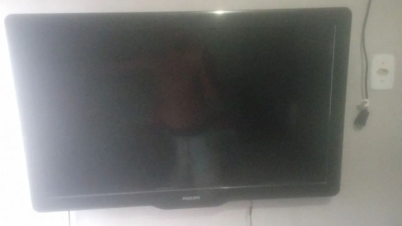 Vendo tv Philips 42 polegadas  - Foto 2