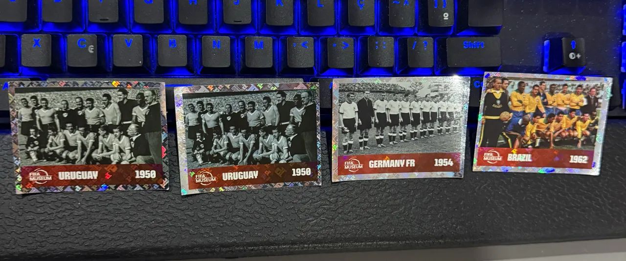 Figurinhas lendárias do Vini Jr, Cristiano Ronaldo, Bellingham - Foto 5