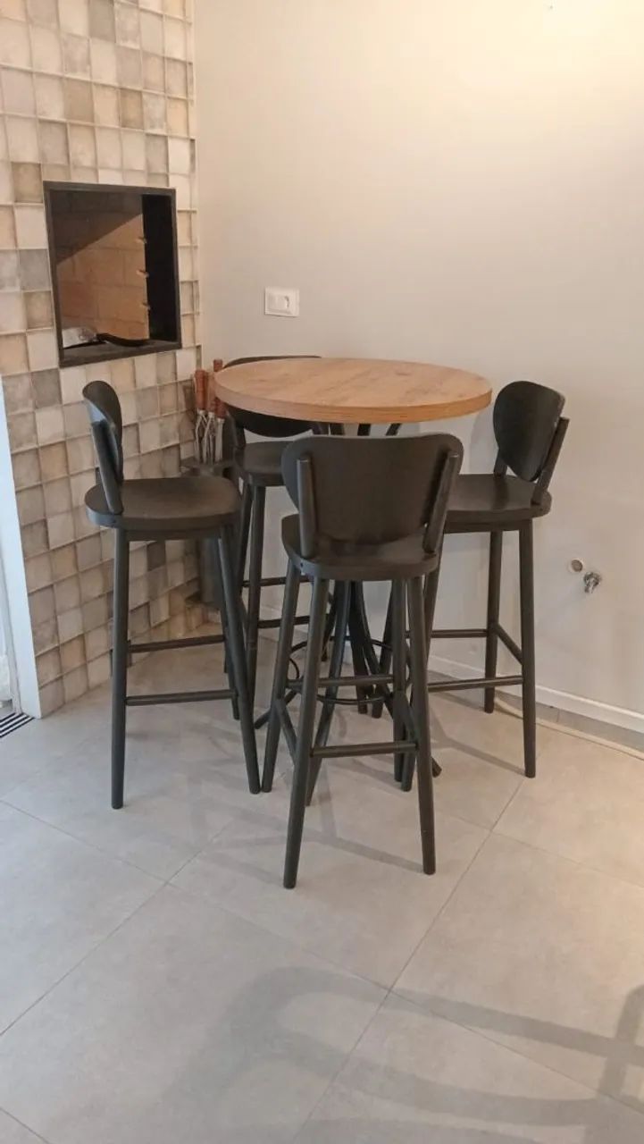 Bistrô com 4 banquetas - Foto 2