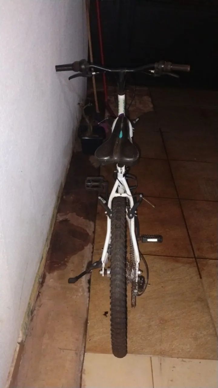 Bicicleta aro 24  - Foto 4