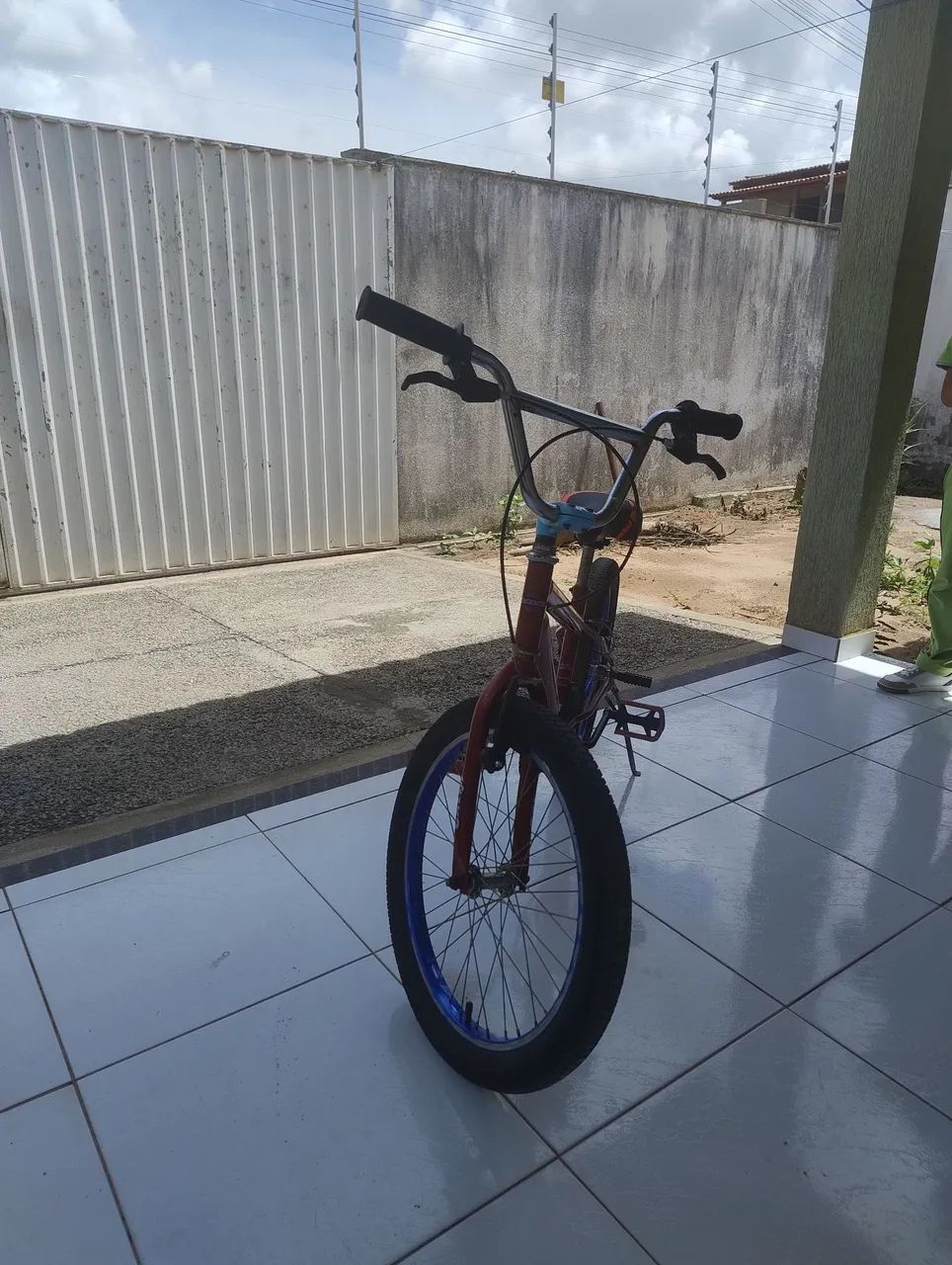Vendo bicicleta aro 16 - Foto 3