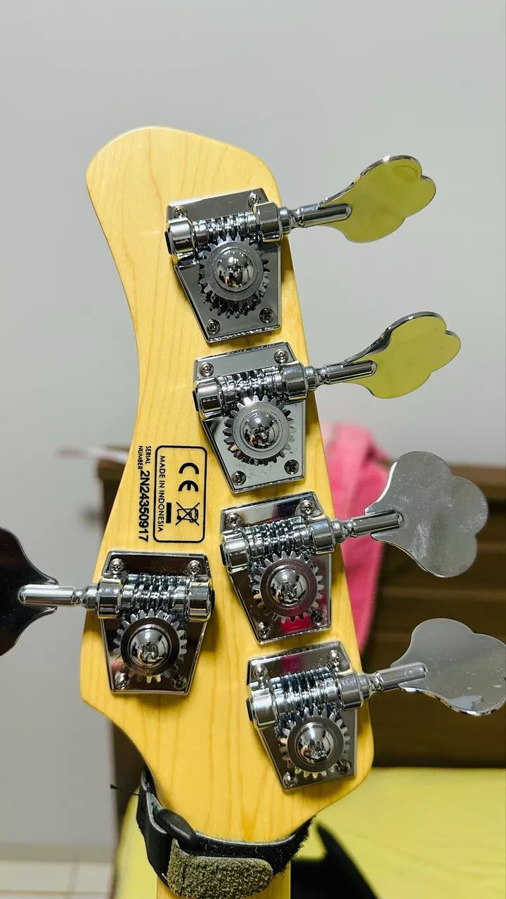 Baixo v7 Marcus miller 5 cordas  - Foto 4