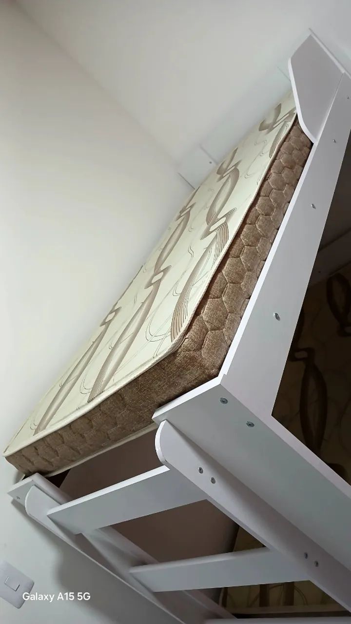 Beliche solteiro semi nova e já vai com os colchões bem conservada Entrar em contato - Foto 3