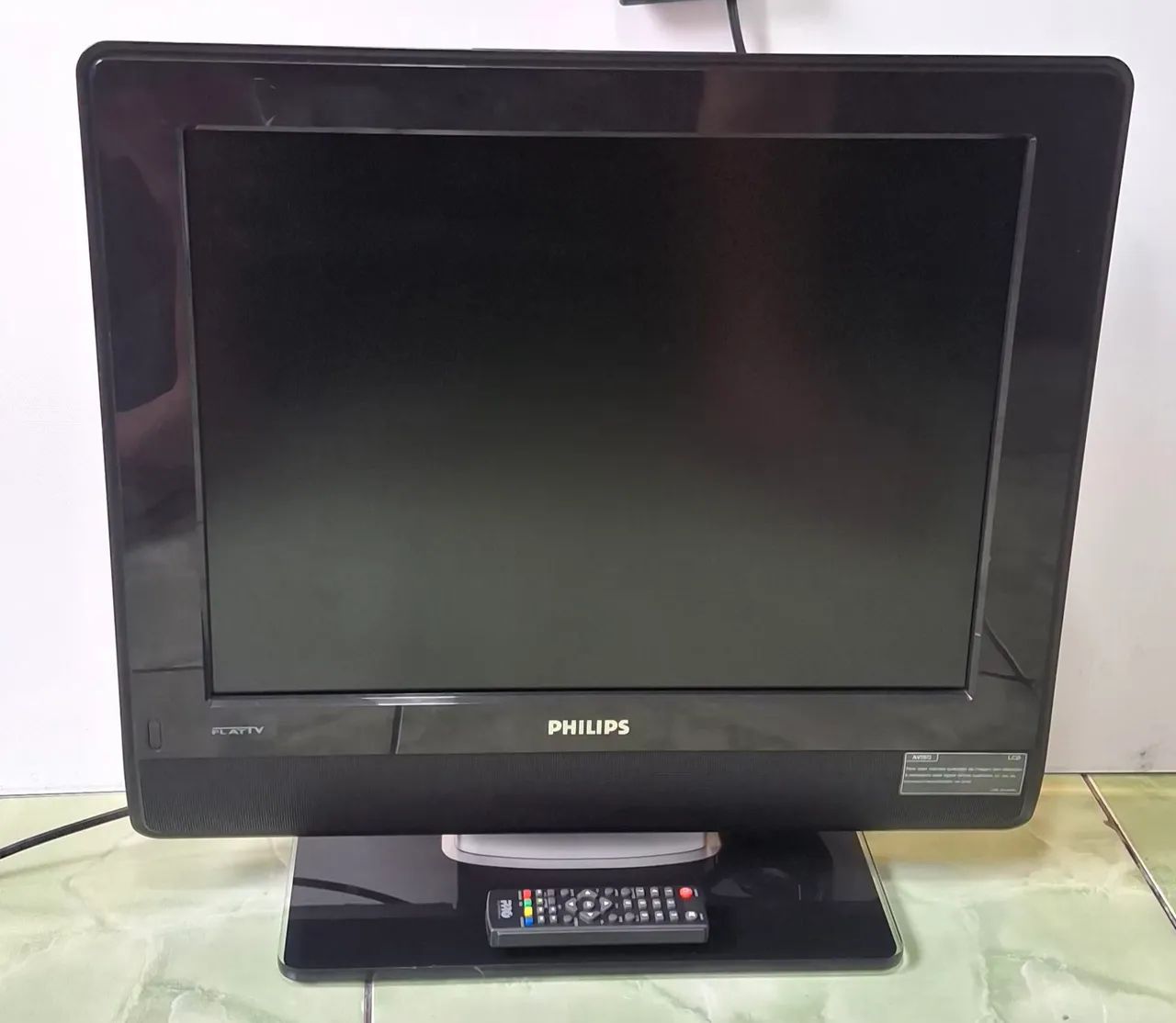 TV PHILIPS 20 POLEGADAS- DEFEITO 