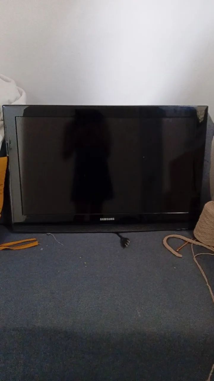 TV Samsung 32 HDMI/ não é smart 