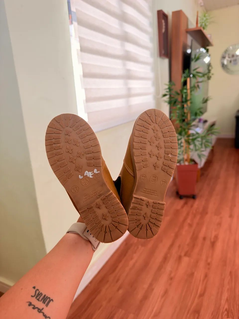 Vendo dois sapatos masculino  - Foto 3