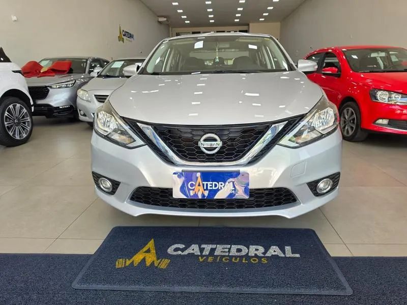 Nissan Sentra 2.0 16V CVT 2018