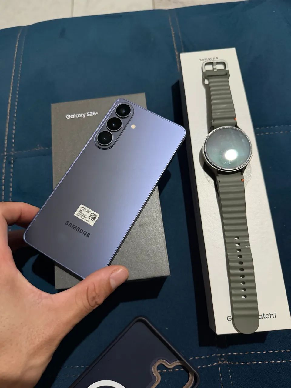 Galaxy S26 plus e galaxy Watch 7  - Foto 2
