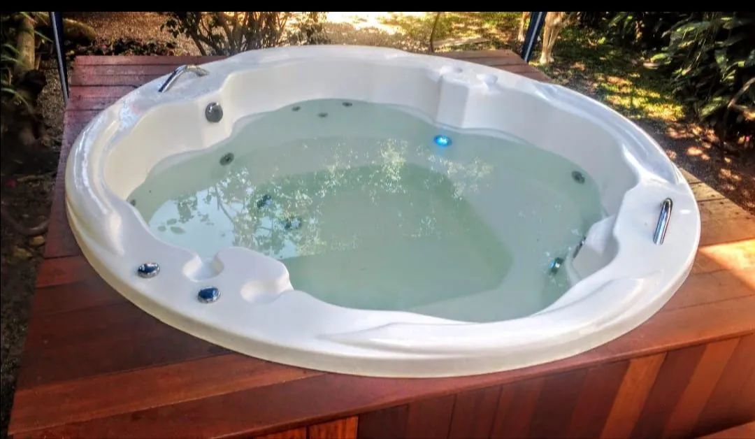 SPA HUDROMASSAGEM PARA 4 PESSOAS - Foto 2