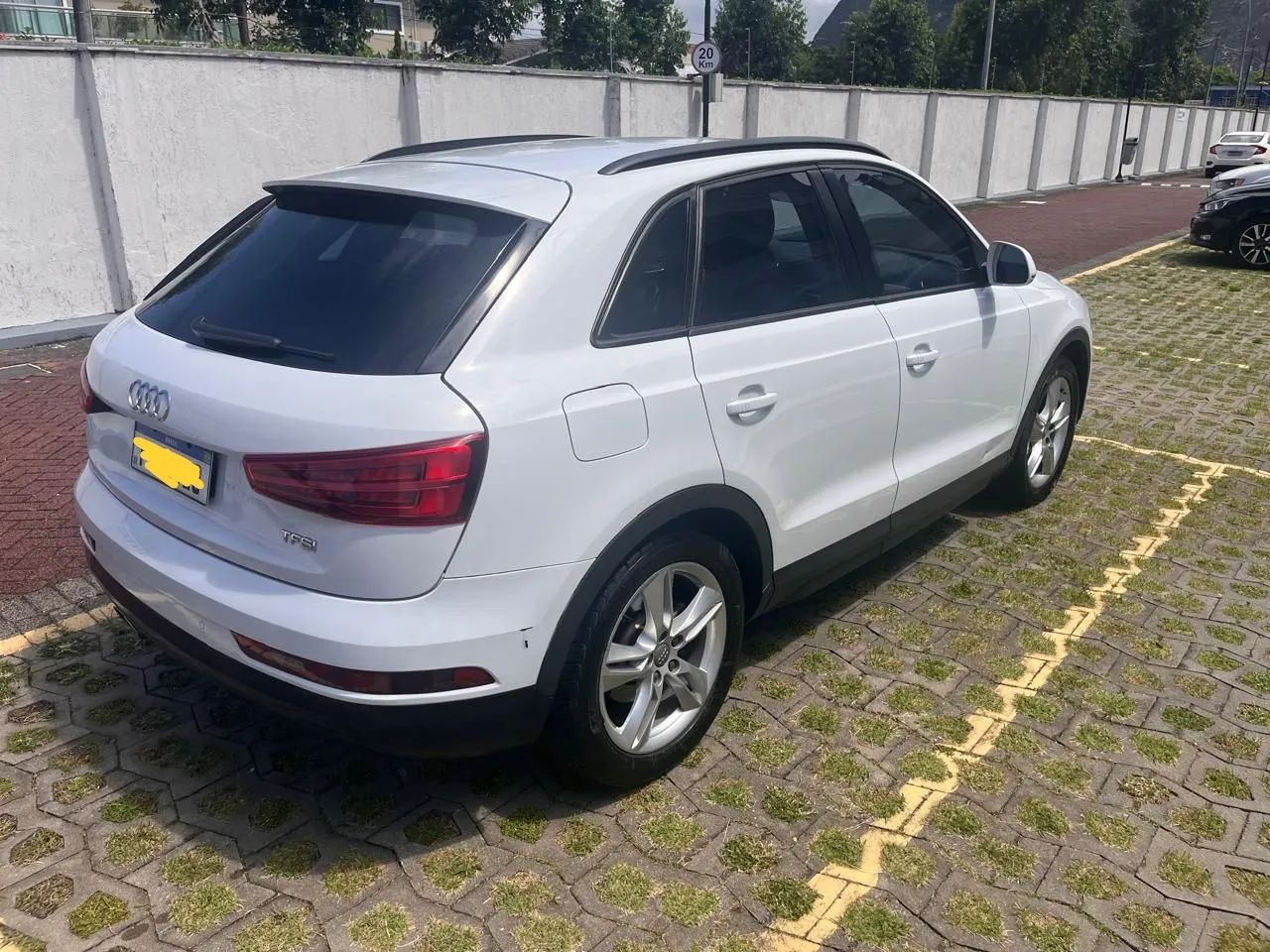 Audi Q3 Q3 1.4 TFSI/TFSI Flex S-tronic 5p 2017