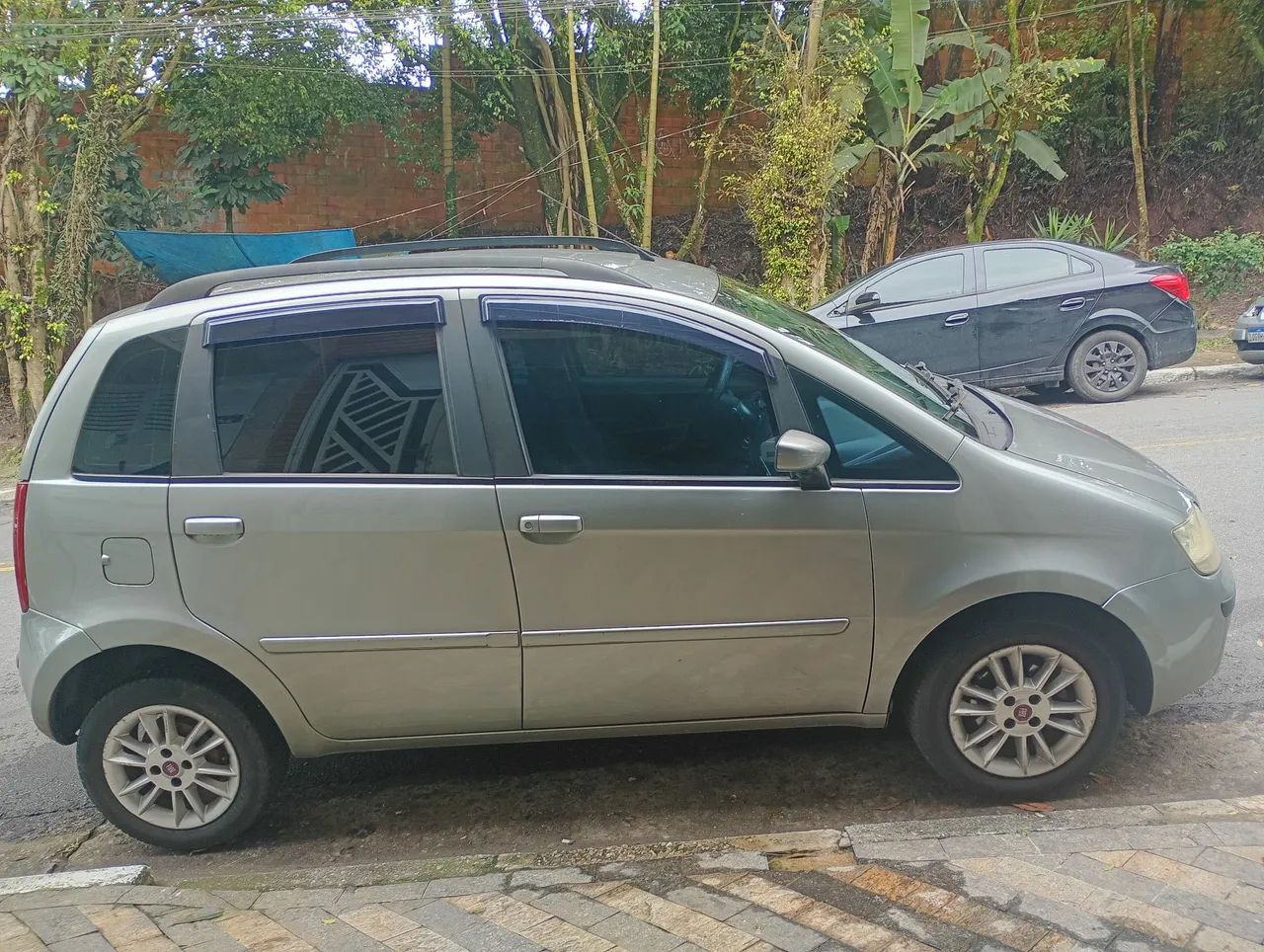 Fiat Idea ELX 1.4 MPI Fire Flex 8V 5P 2009 - Foto 4
