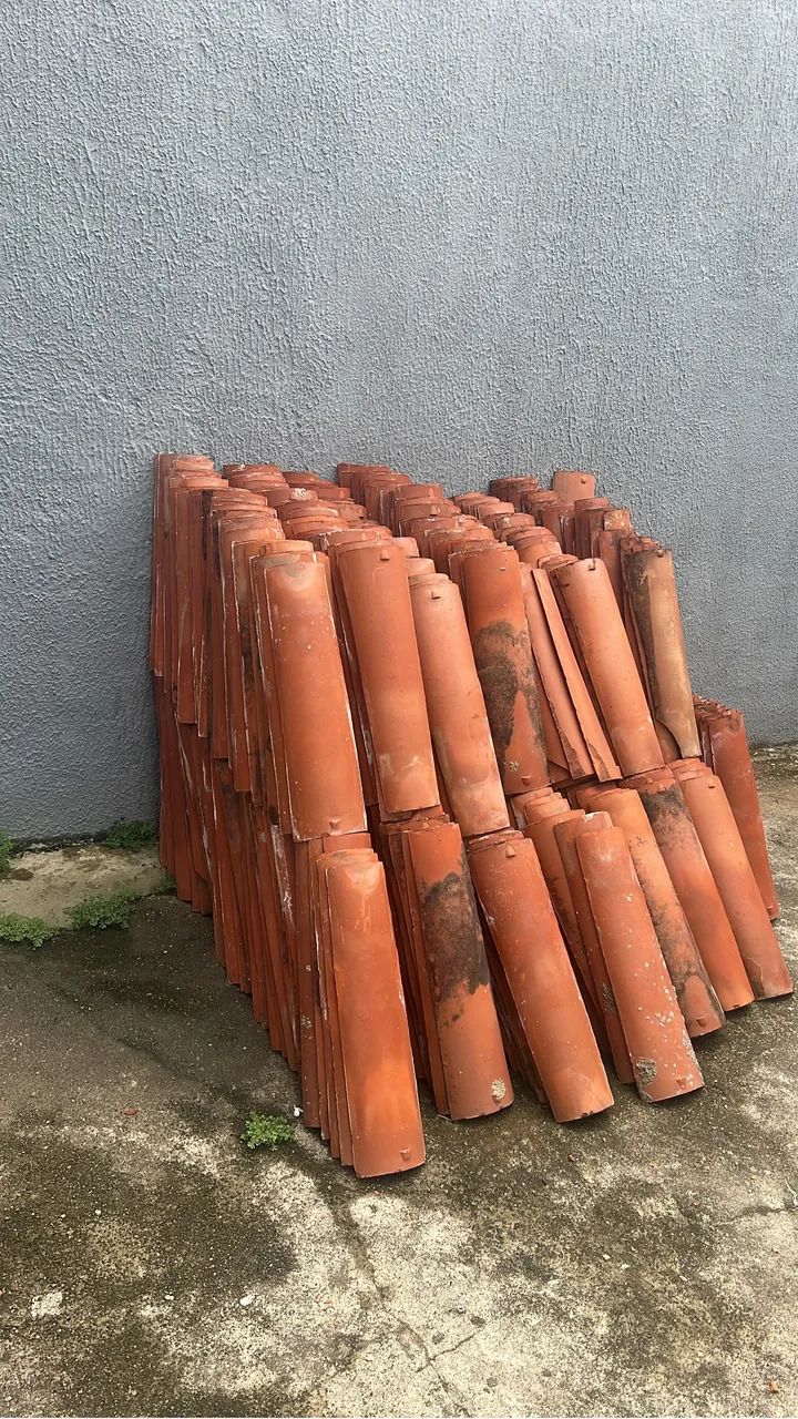 Vendo essas telhas 300 reais 