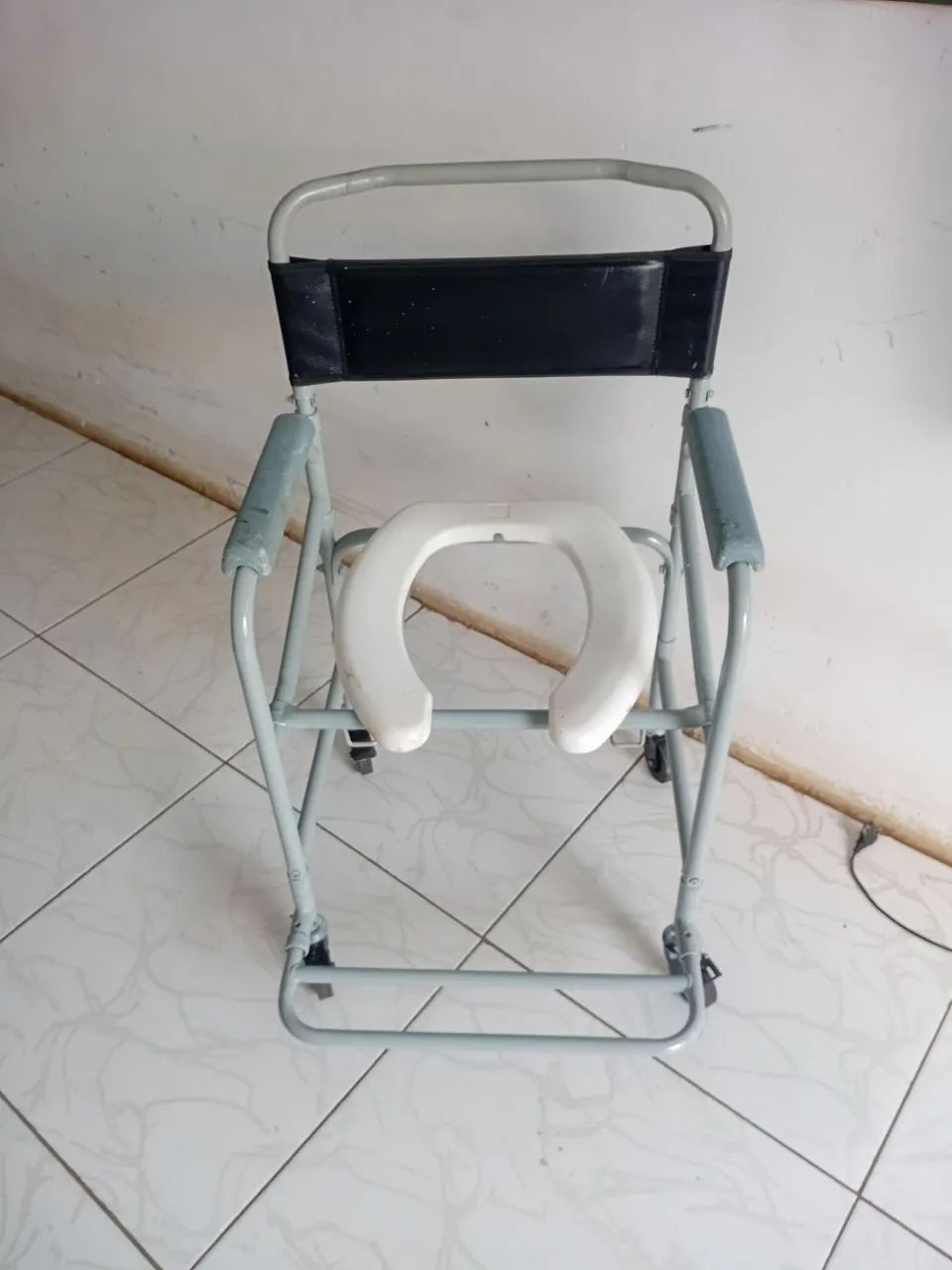 Cadeira de banho  - Foto 3
