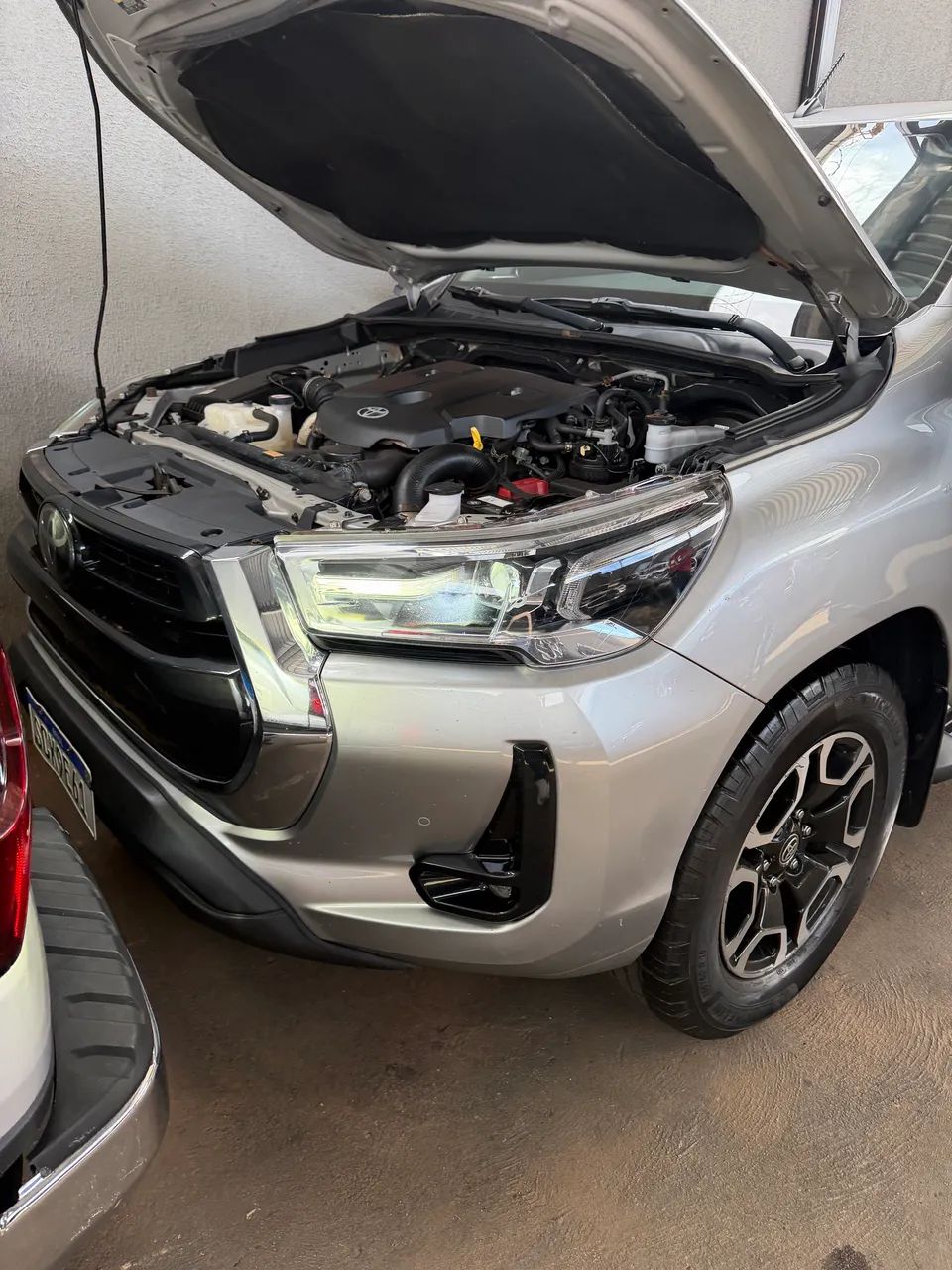 Toyota Hilux Hilux CD SRX 4x4 2.8 TDI 16V Diesel Aut. 2023