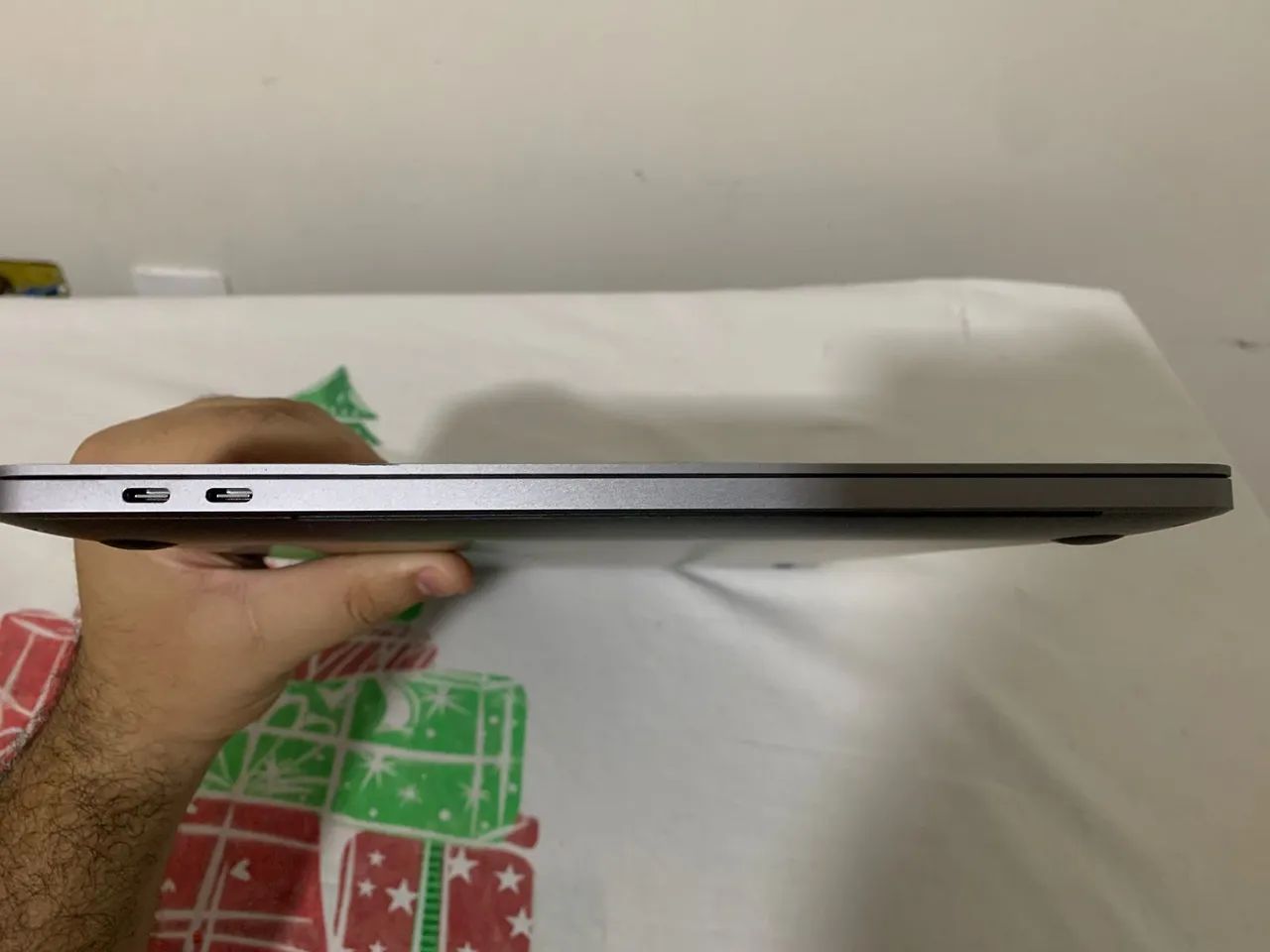 MacBook pro/16インチ/i9/2019/メモリ32GB/1TB Macbook Pro 16 2019 32gb Ram Intel I9 2.4ghz 8-core 1tb Ssd