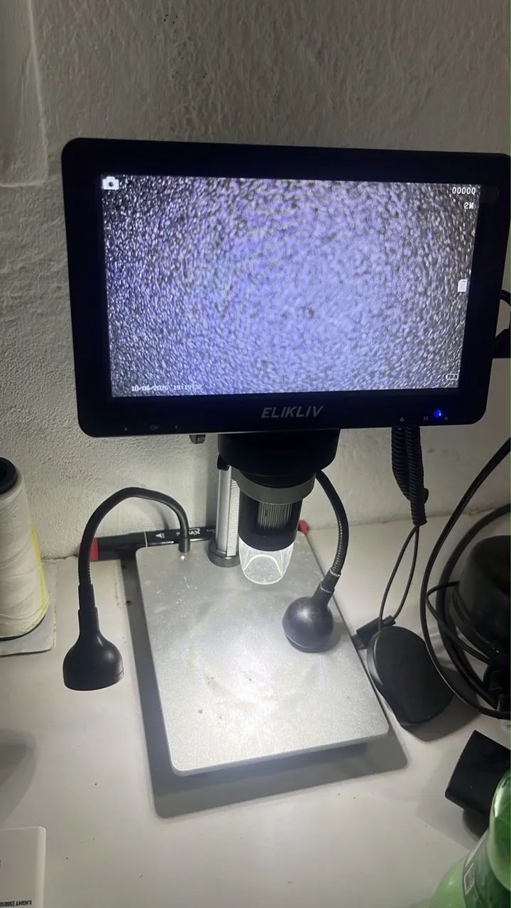 Microscópio digital
