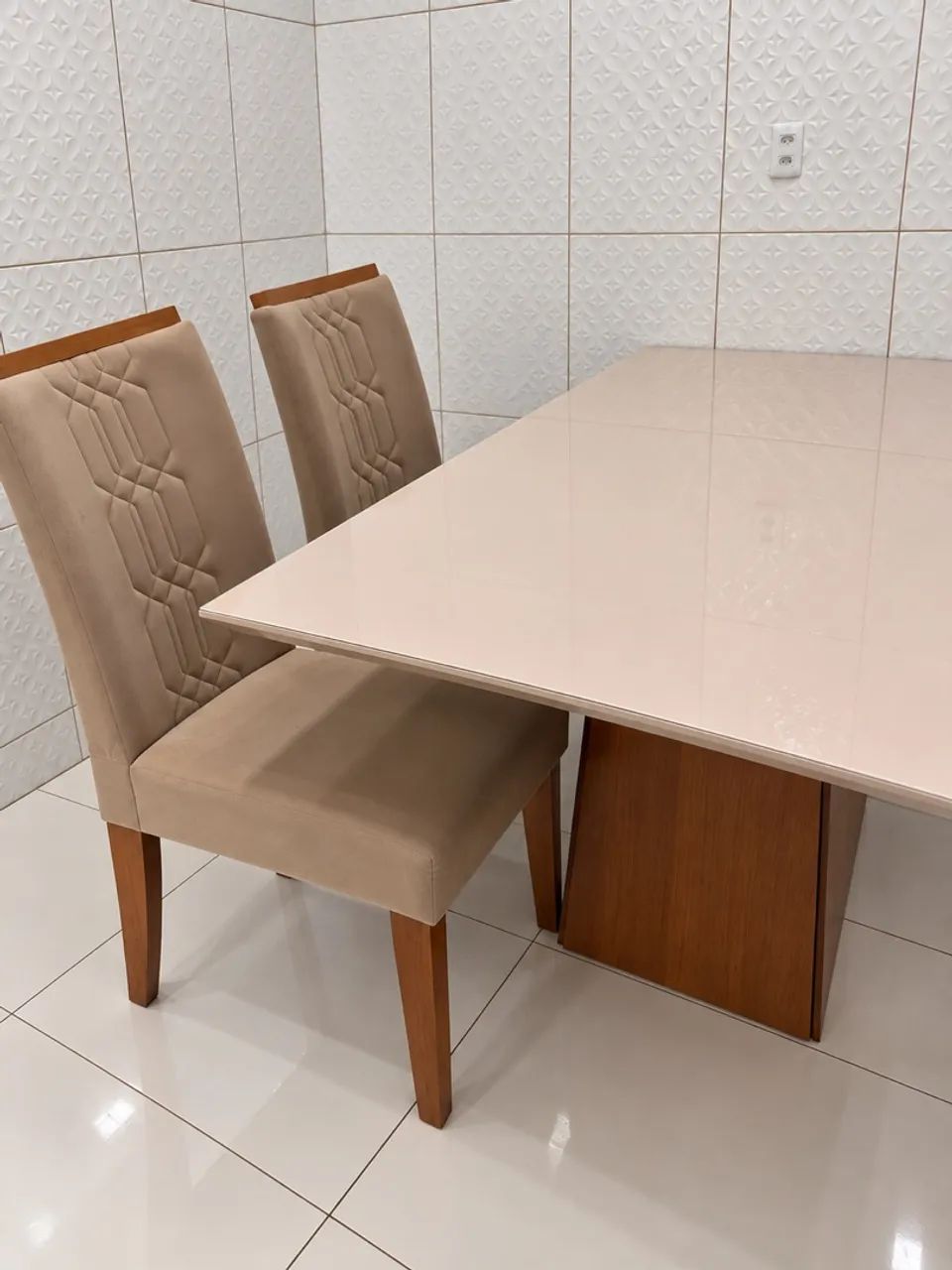 Vende-se mesa de 6 cadeiras  - Foto 3