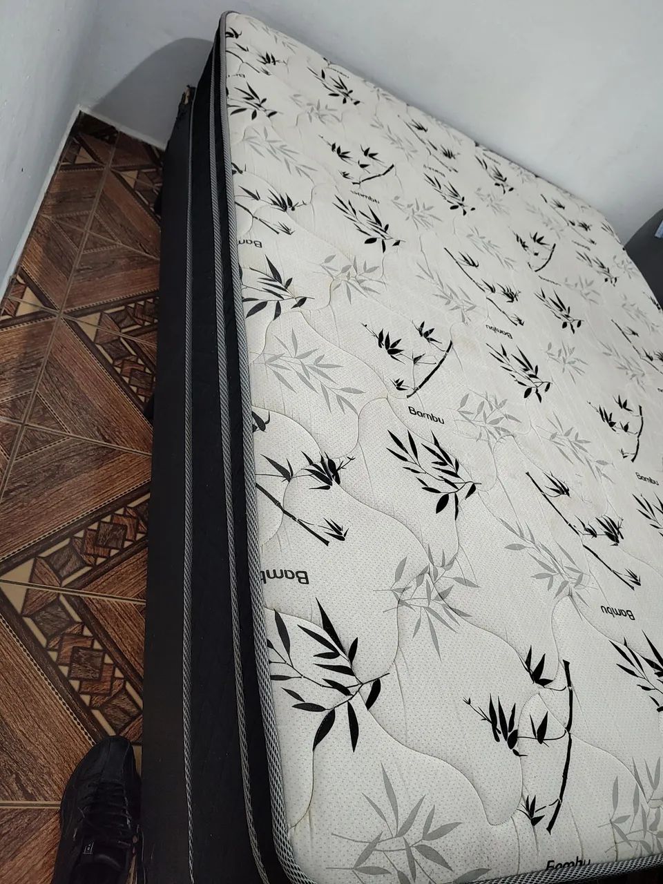 Cama Queen colchão super confortável  - Foto 3