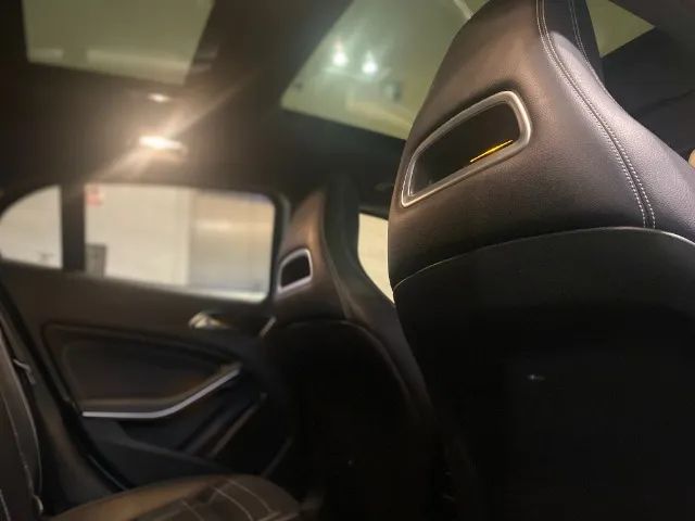 Mercedes-Benz GLA 200 Adv. 1.6/1.6 TB 16V Flex Aut., foto 6 de 14