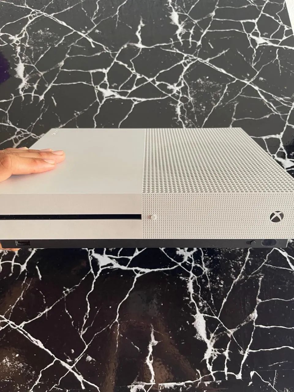 XBOX ONE S 1TB COM DEFEITO 