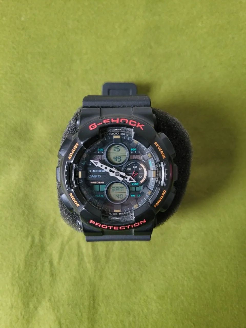 Relógio Casio G-Shock GA-140 - Funcionando perfeitamente, com caixa e manuais