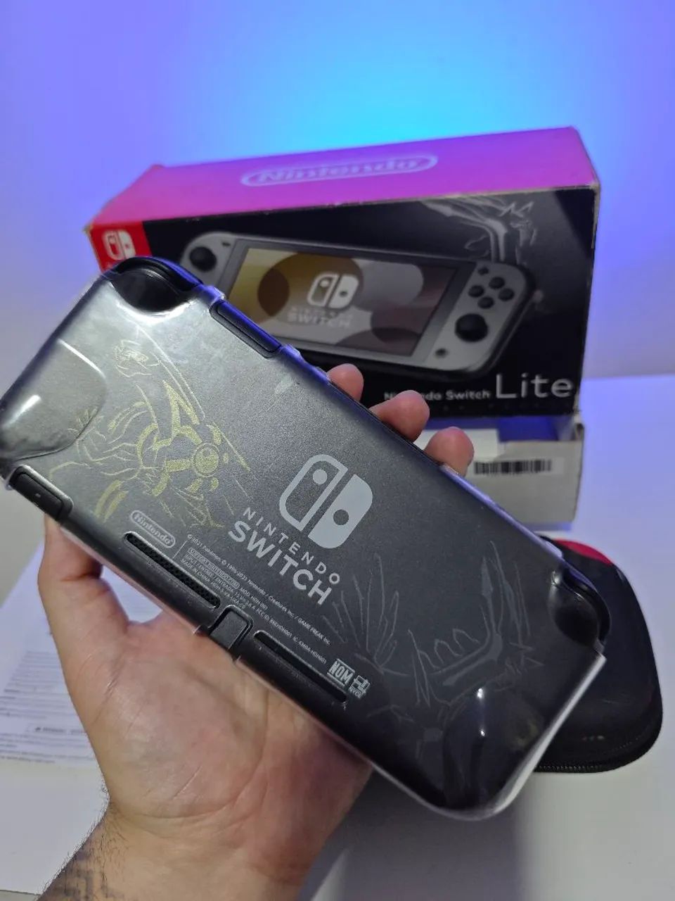 Nintendo Switch lite Pokémon  - Foto 4