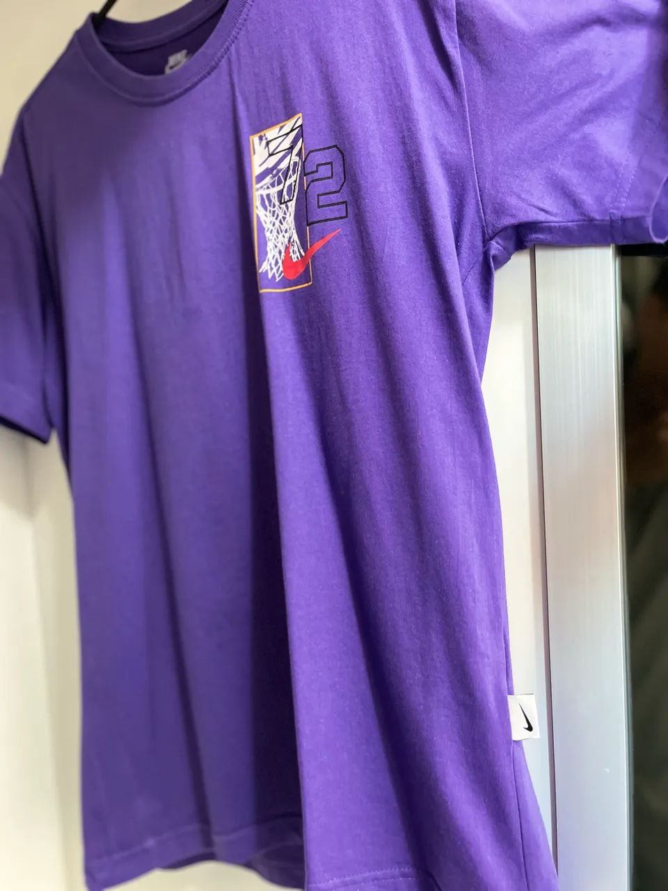 Camiseta Nike -roxa com logotipo - Foto 2