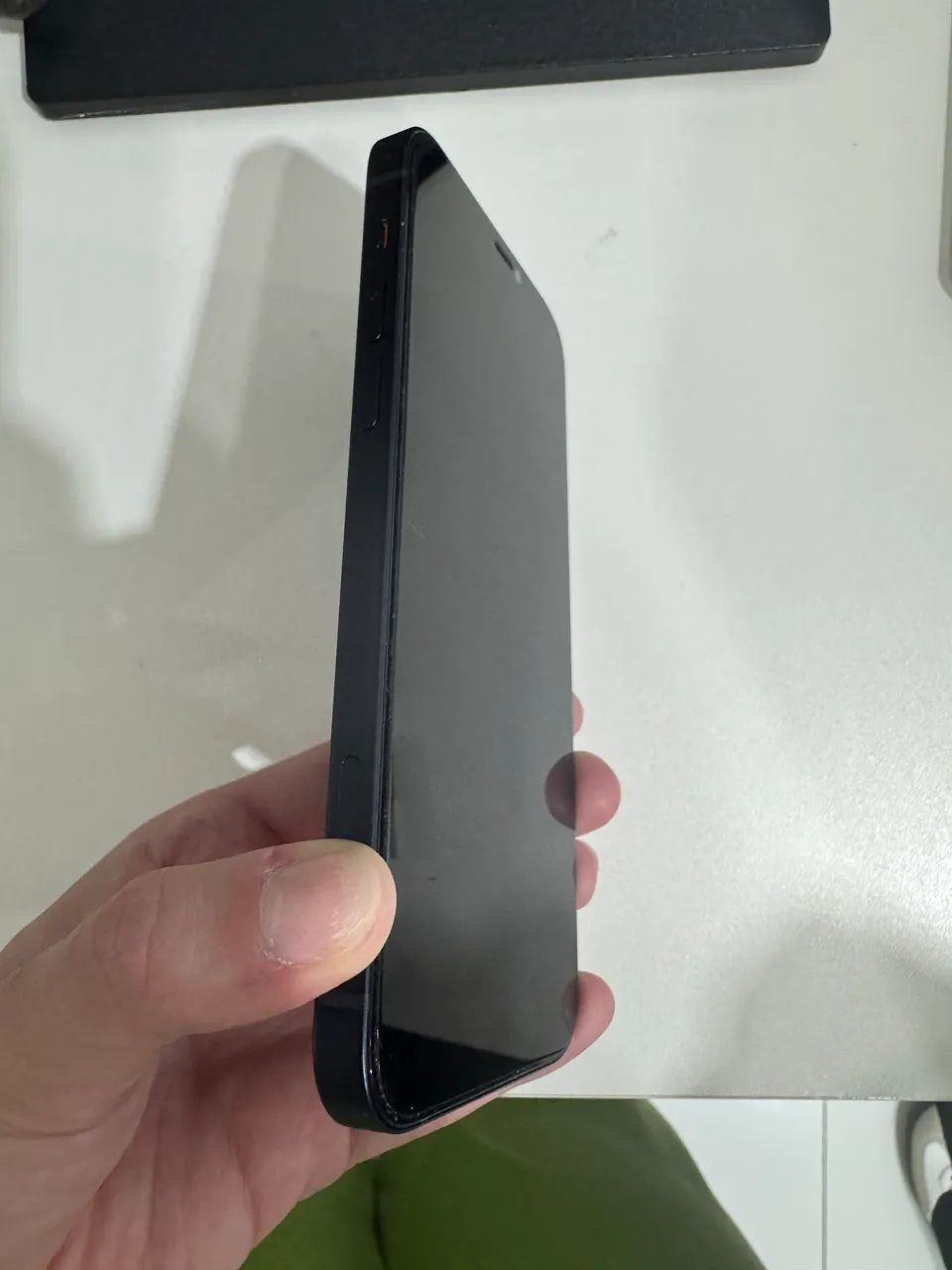 iPhone 12 Preto 128GB - Conservado - Sem Detalhes - Celulares e