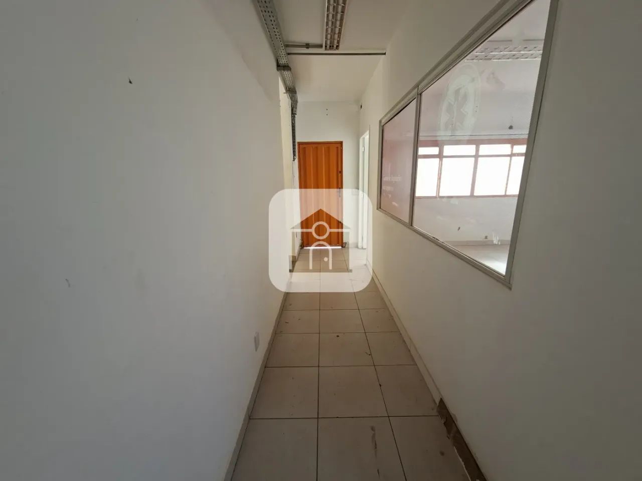 Loja comercial para locação bairro Daniel Fonseca