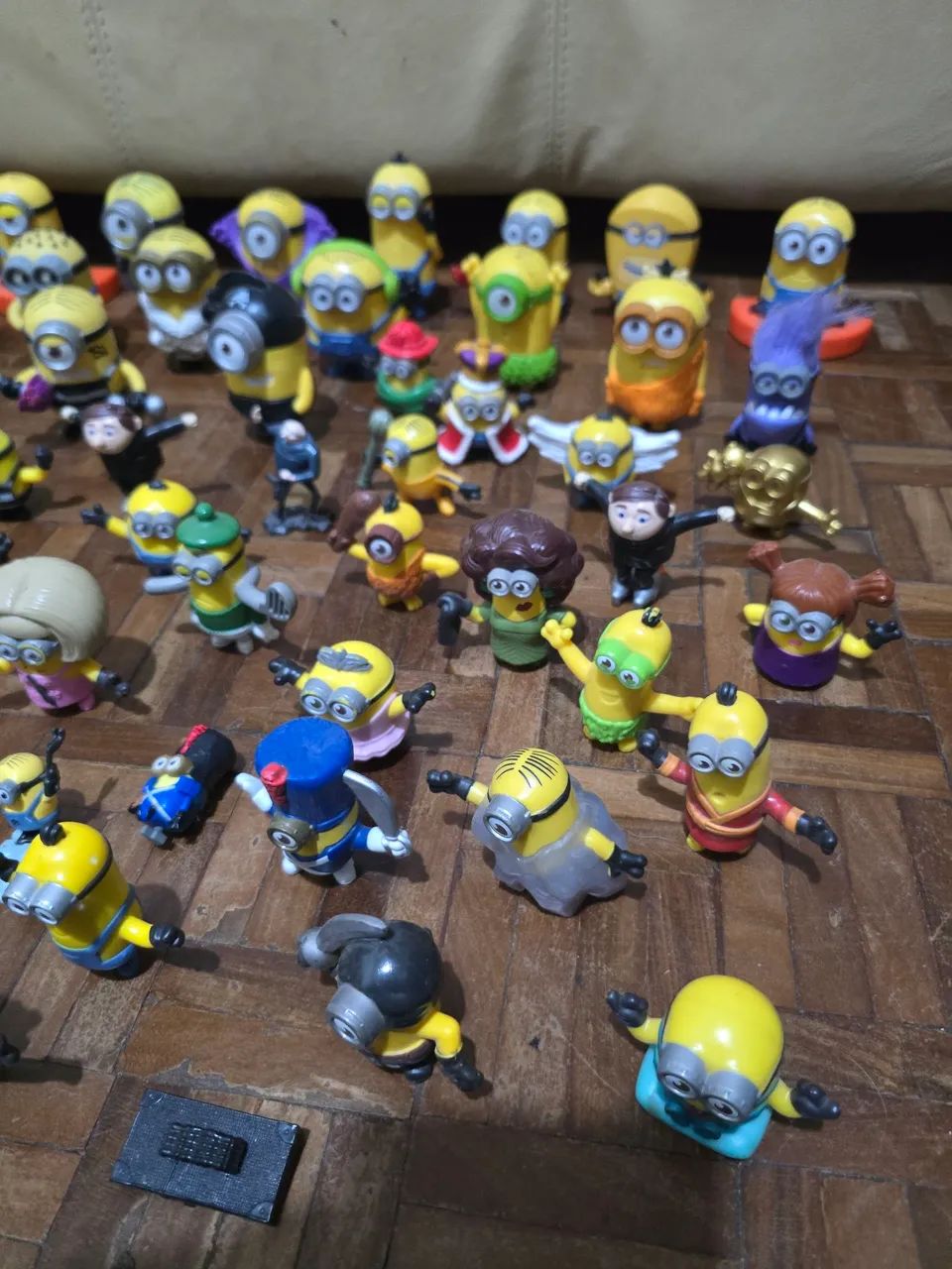 COLEÇÃO MINIATURA MINIONS - Foto 3