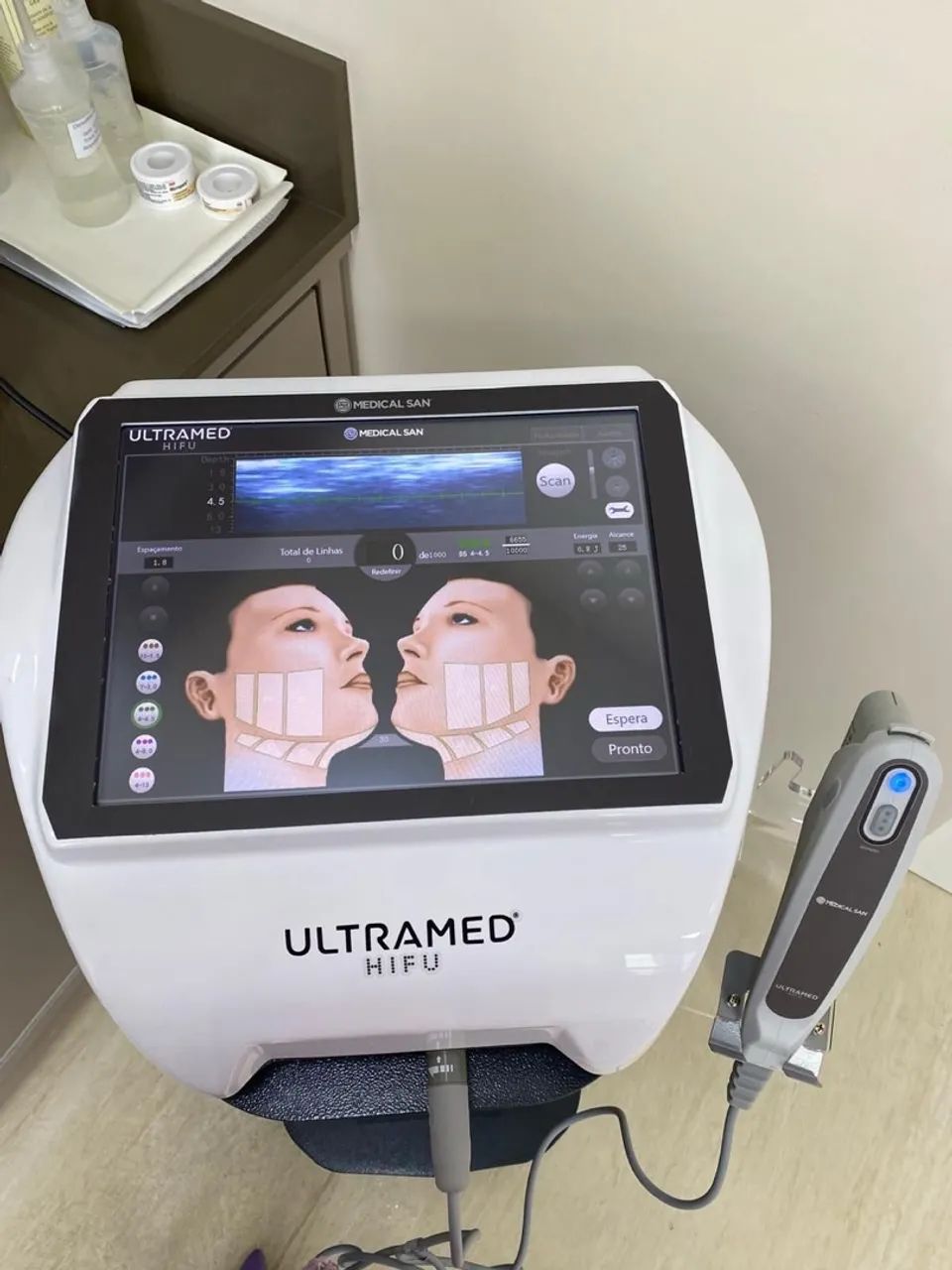 Vendo aparelho de ultrassom microfocado e macrofocado 