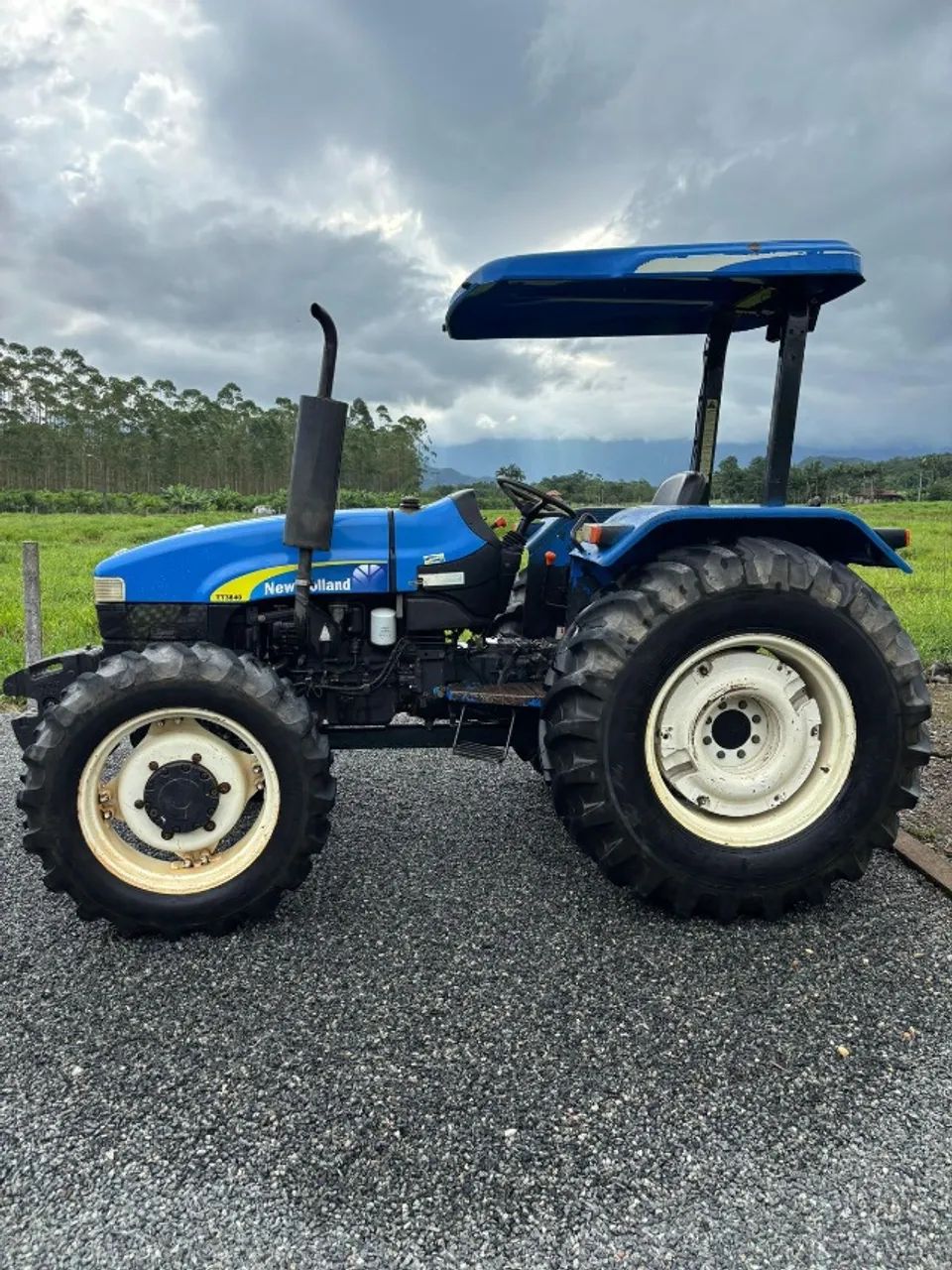 Trator New Holland TT 3840