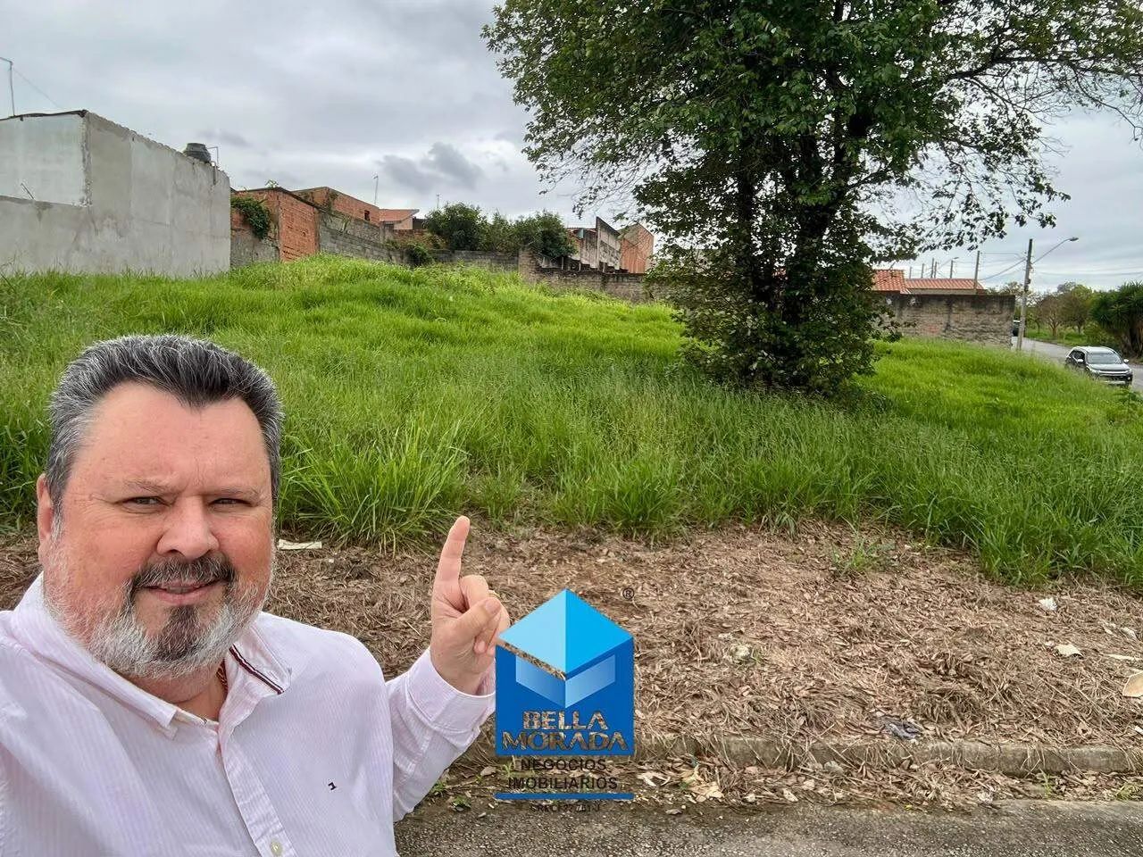 Área com 938 m² Bairro Alto dos Laranjais