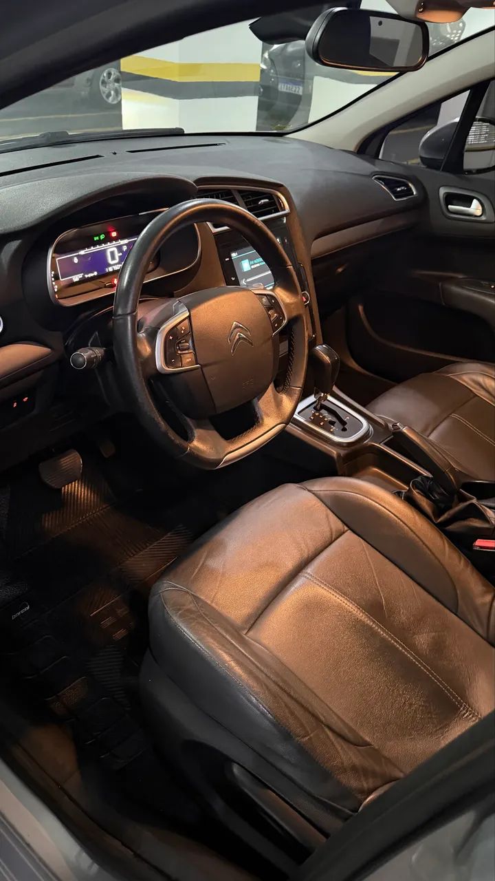 Citroen C4 Lounge Shine 1.6 Turbo Flex Aut. 2019 - Foto 2