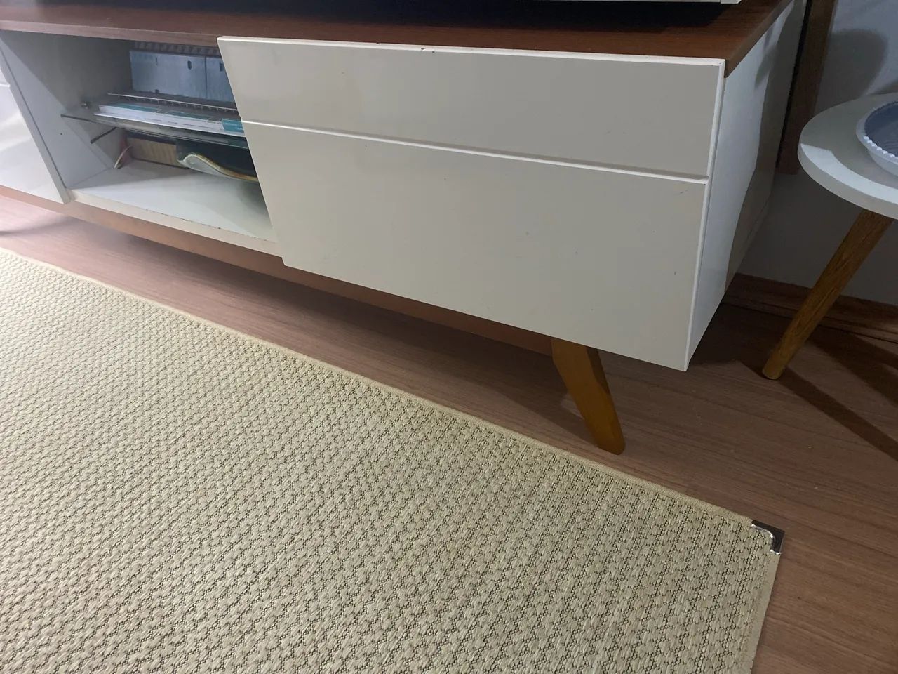 Rack 1,80m - Duas Gavetas e um nicho  - Foto 2