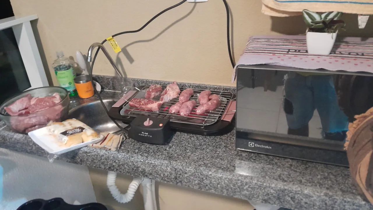 Churrasqueira elétrica 