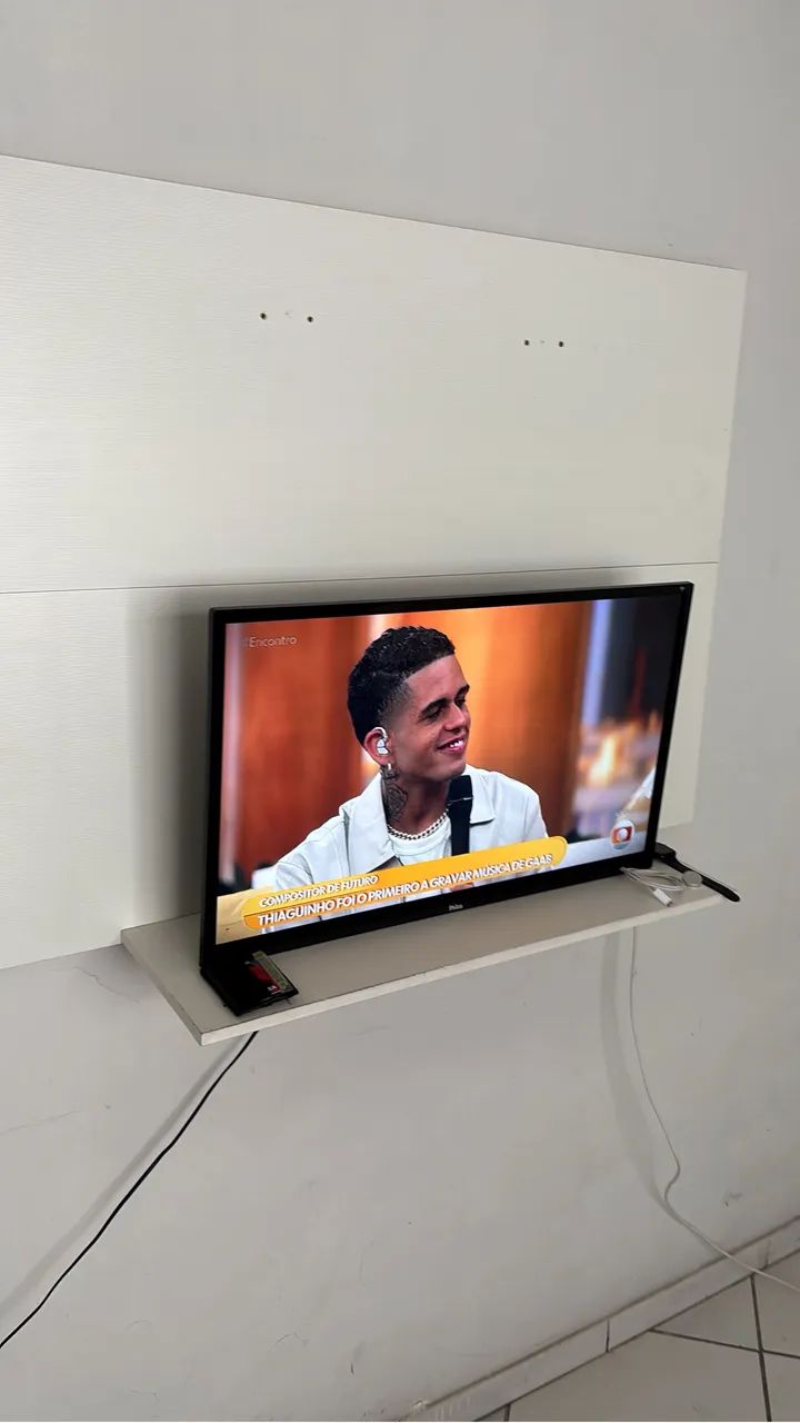 Guarde roupas + painel branco - Foto 2