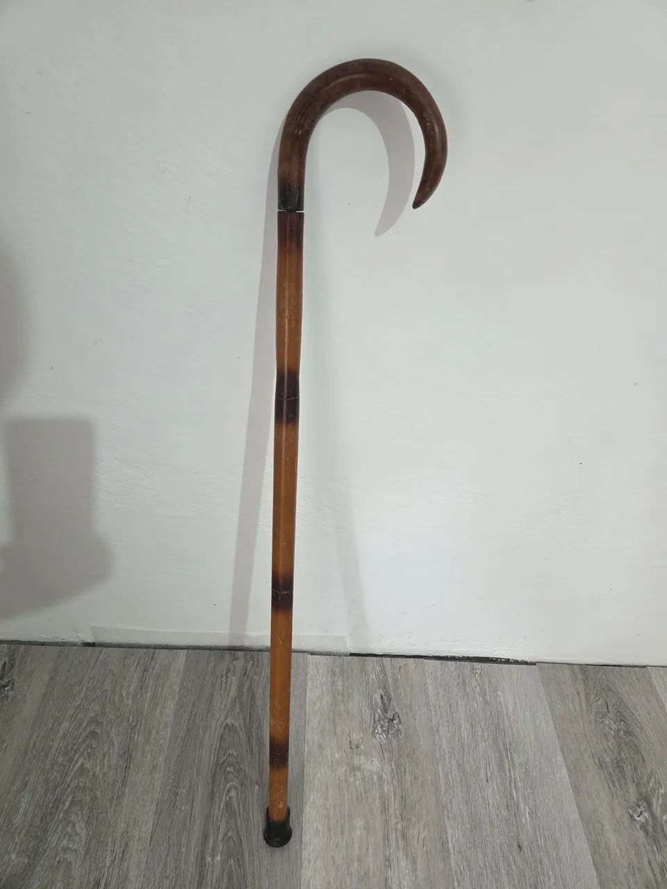 Bengala de Madeira altura 82,5cm - Foto 2