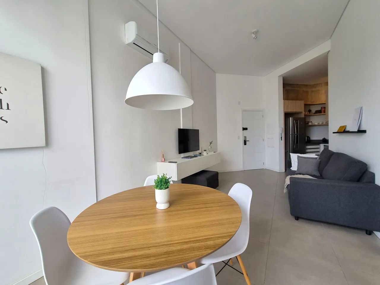 Lindo Loft a 50 metros da Praia - Florianópolis - SC - Foto 2