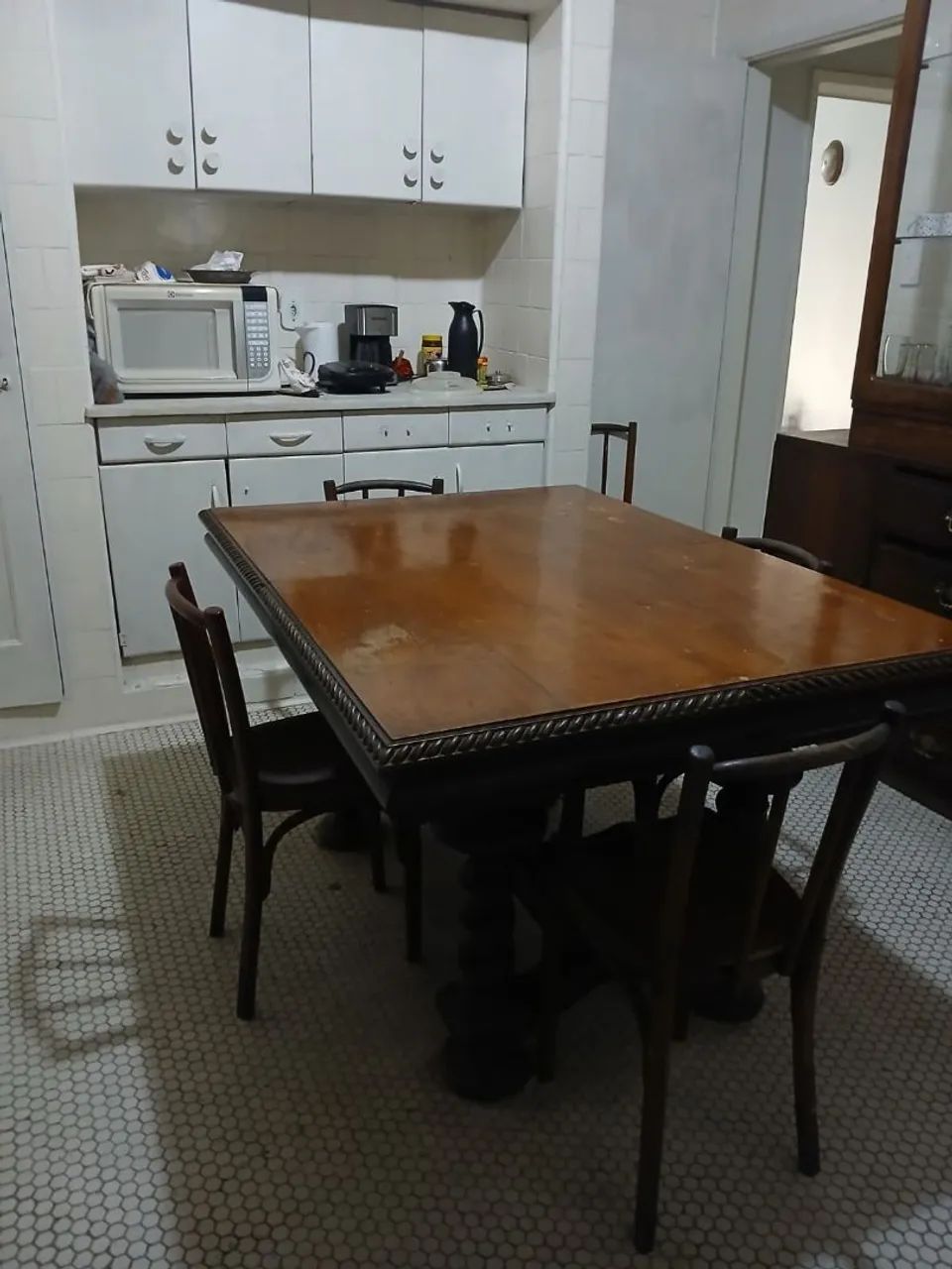 Mesa madeira maciça 4 cadeiras