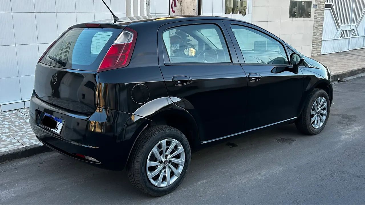 Fiat Punto Attractive 1.4 Fire Flex 8V 5P 2011 - Foto 4
