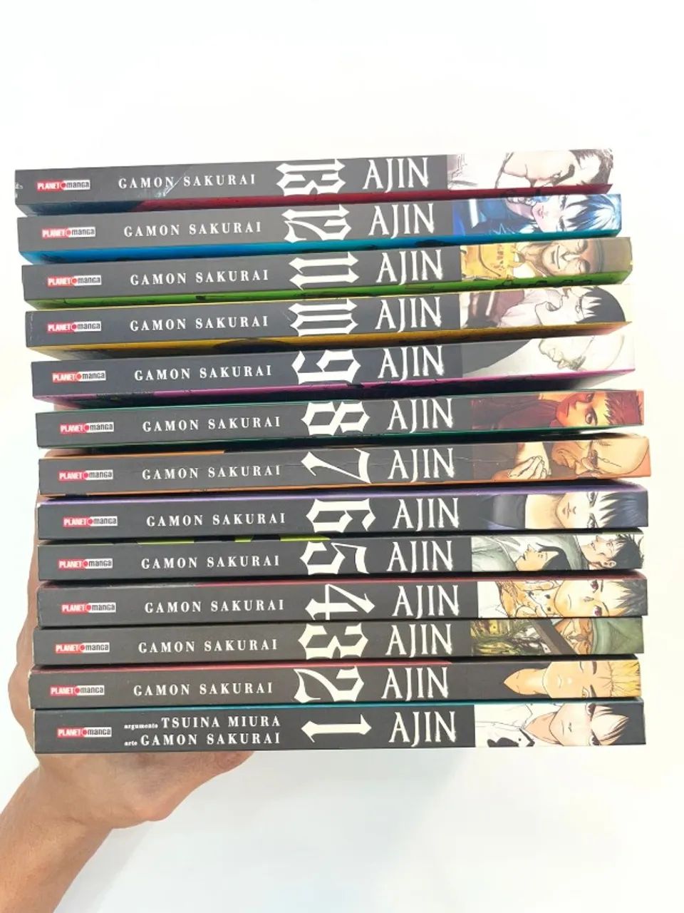 Box Ajin Coleção completa de Mangás Vols. 1-14 (usado) - Hobbies e