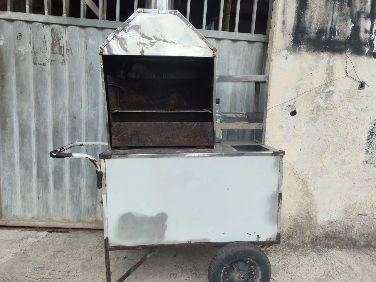 vendo um carrinho de churrasquinho  - Foto 3