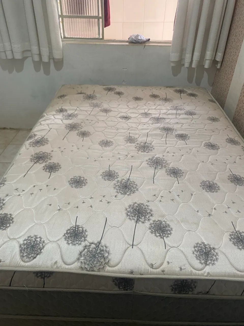 Vendo cama casal pouco uso - Foto 3