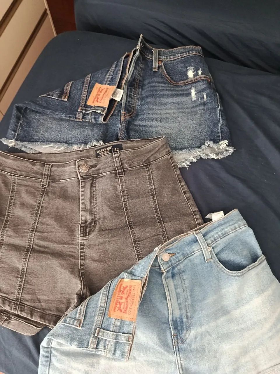 Roupas Zara, Levis e moffice. - Foto 2