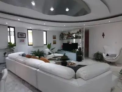 APARTAMENTO 03 QUARTOS SENDO 03 SUÍTES 200m² - Foto 2