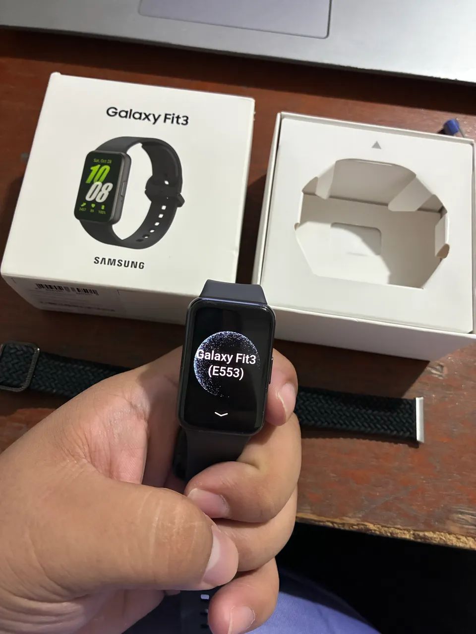 Samsung Galaxy Fit3 - Foto 2
